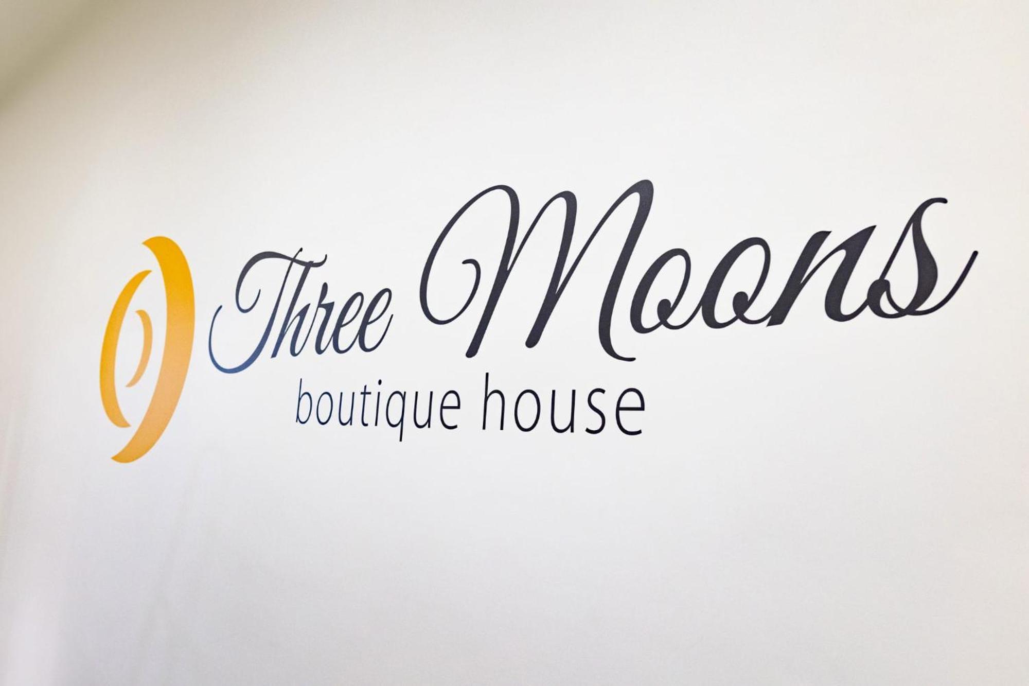 Three Moons Boutique House/Calypso Lägenhet Salerno Exteriör bild