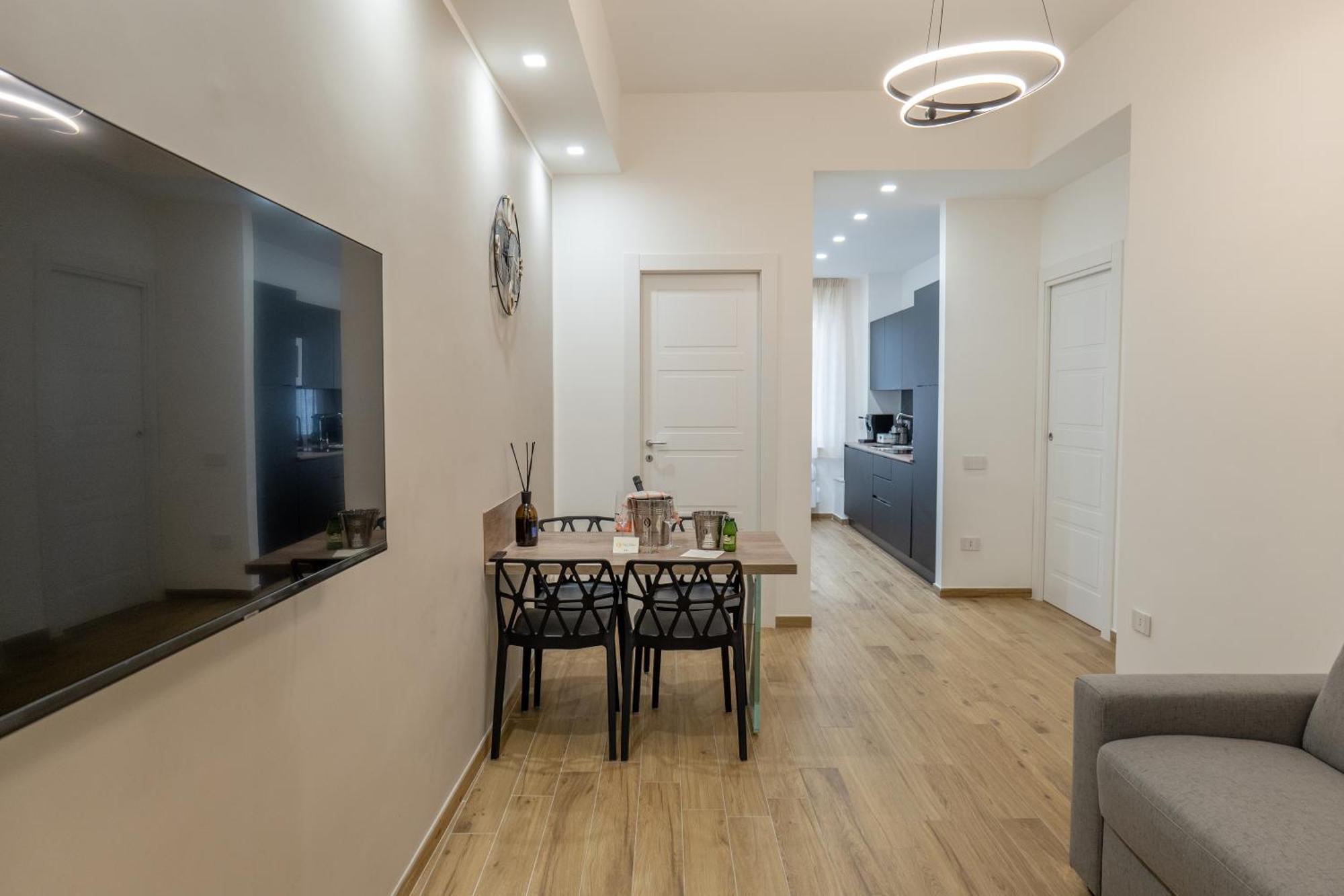 Three Moons Boutique House/Calypso Lägenhet Salerno Exteriör bild