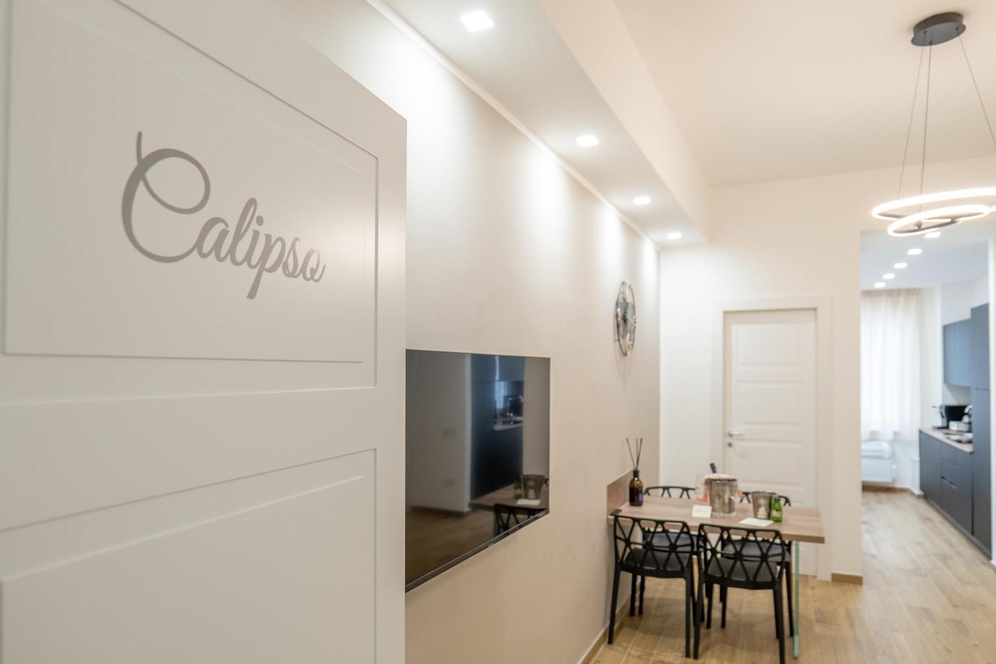Three Moons Boutique House/Calypso Lägenhet Salerno Exteriör bild